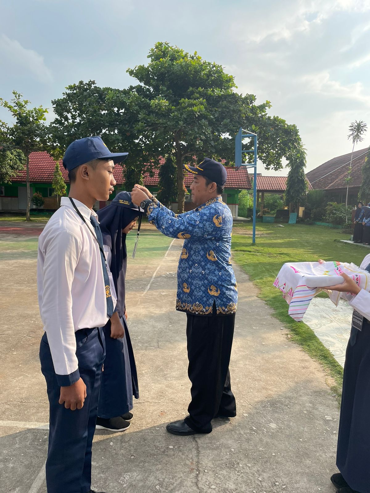 BERLANGSUNG KHITMAD, PEMBUKAAN MPLS DIIKUTI OLEH SELURUH CALON PESERTA DIDIK BARU SMAN 1 PASIR SAKTI