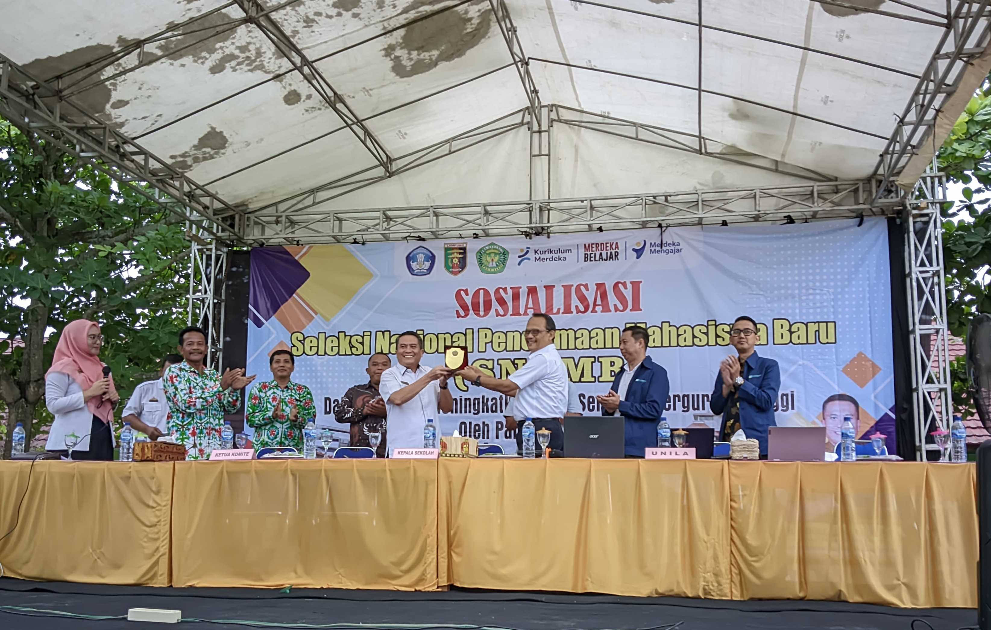 SOSIALISASI SELEKSI NASIONAL PENERIMAAN MAHASISWA BARU (SNPMB)