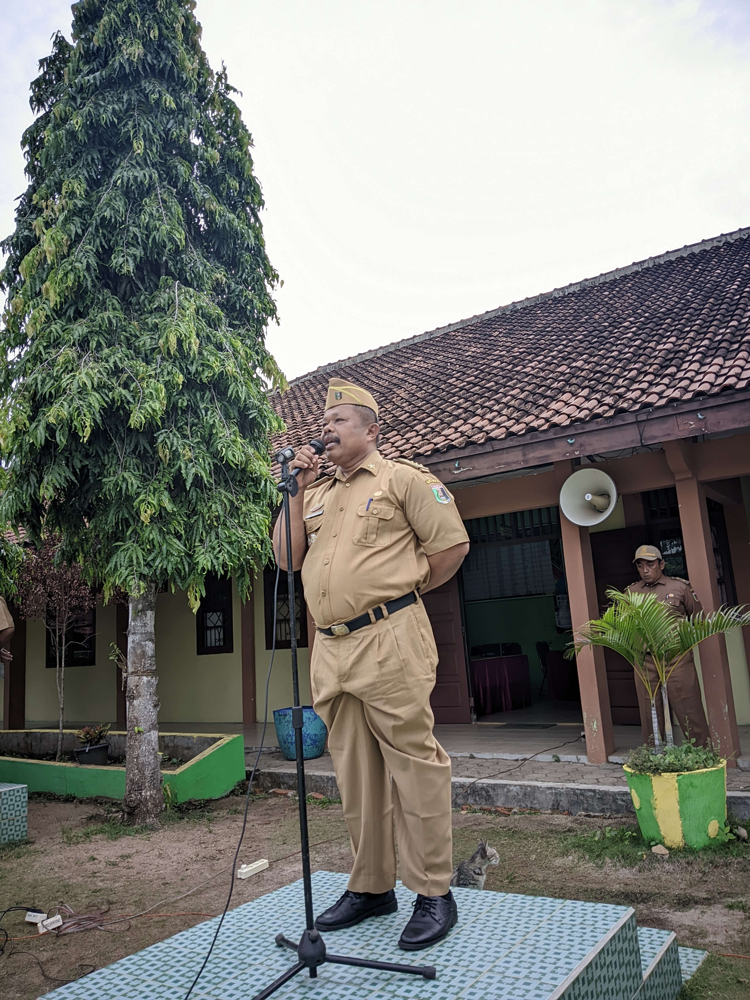 UPACARA BENDERA MERAH PUTIH